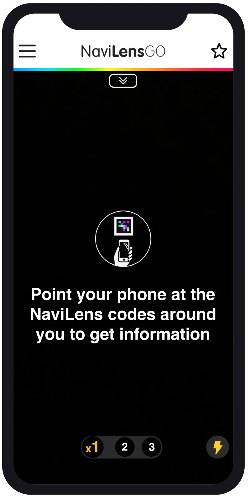Pantalla de la app NaviLens GO: la cámara abierta buscando códigos, con los niveles de zoom y el flash en la parte inferior.